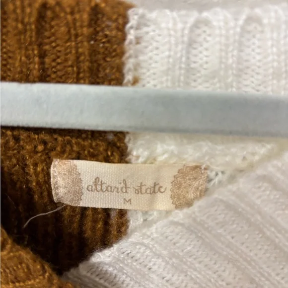 Altar’d State Two-Tone Brown and White Sweater - Picture 3 of 4
